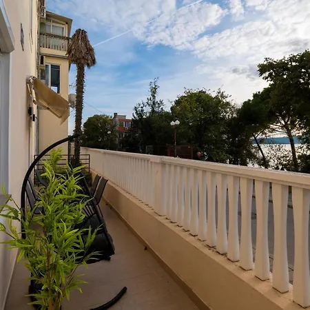 Apartment Palace Kolovare Zadar