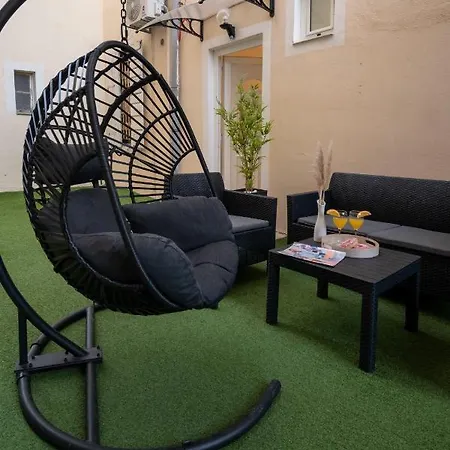 Apartmán Palace Kolovare *