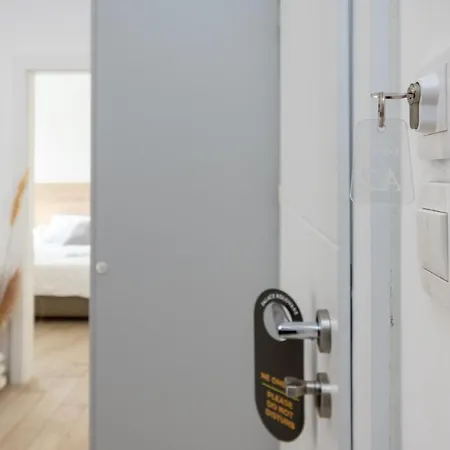 Palace Kolovare Apartman