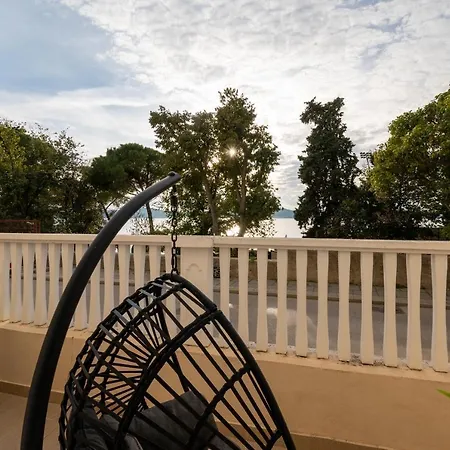 Daire Palace Kolovare *