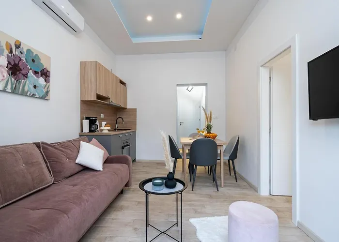 Palace Kolovare Apartmán *