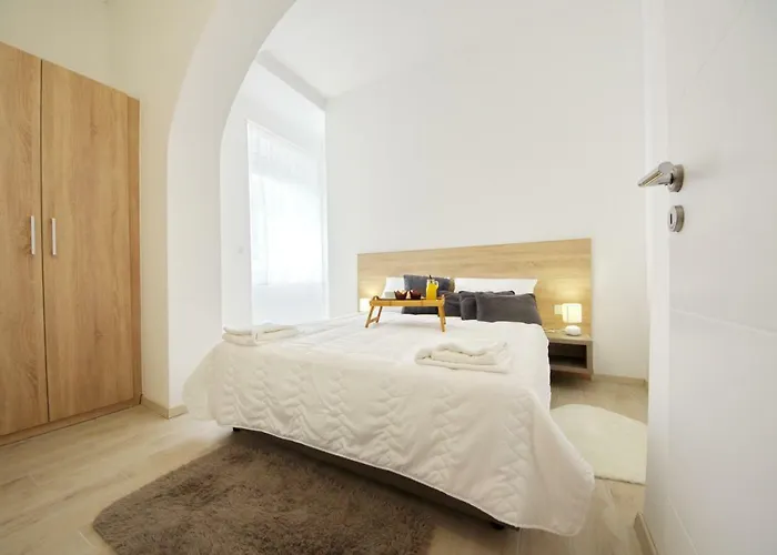 Palace Kolovare Apartmán *